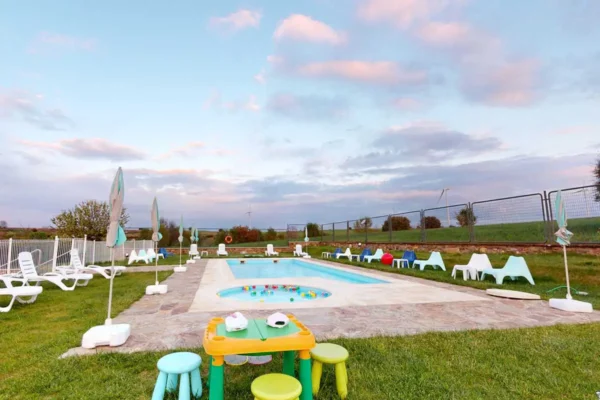 Piscina El Molino de Losacio