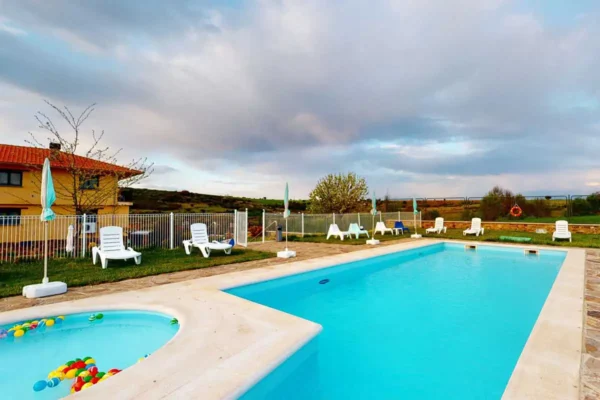 Piscina El Molino de Losacio